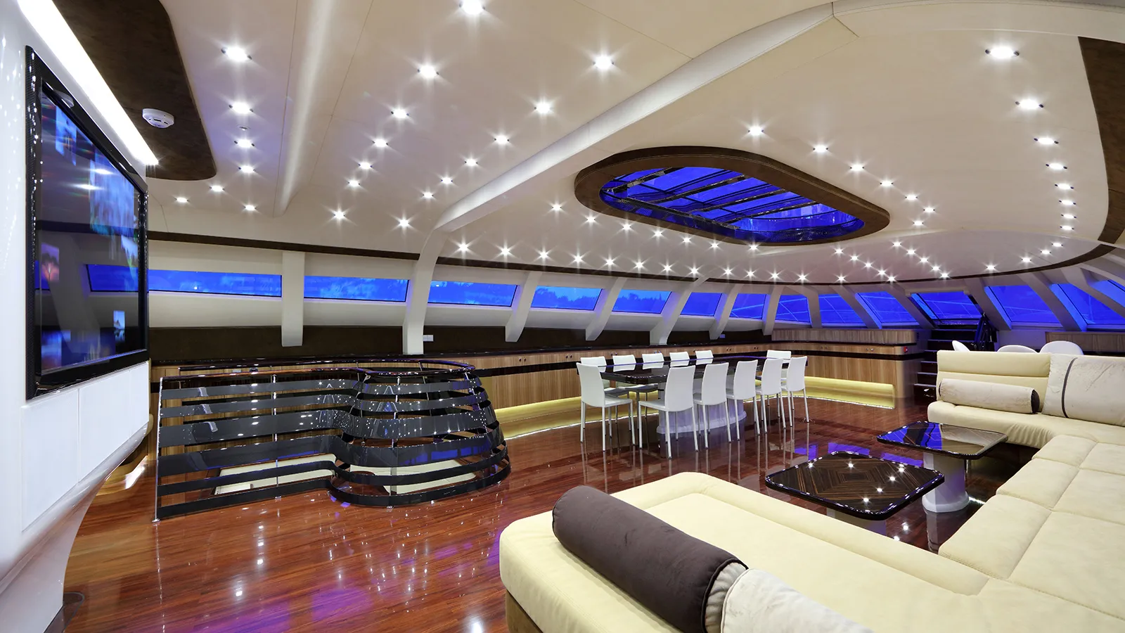 Galaxy of Happiness main saloon